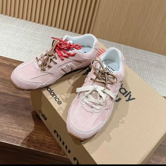 NWB Miu Miu x New Balance 530 SL Sneakers - Picture 1 of 9